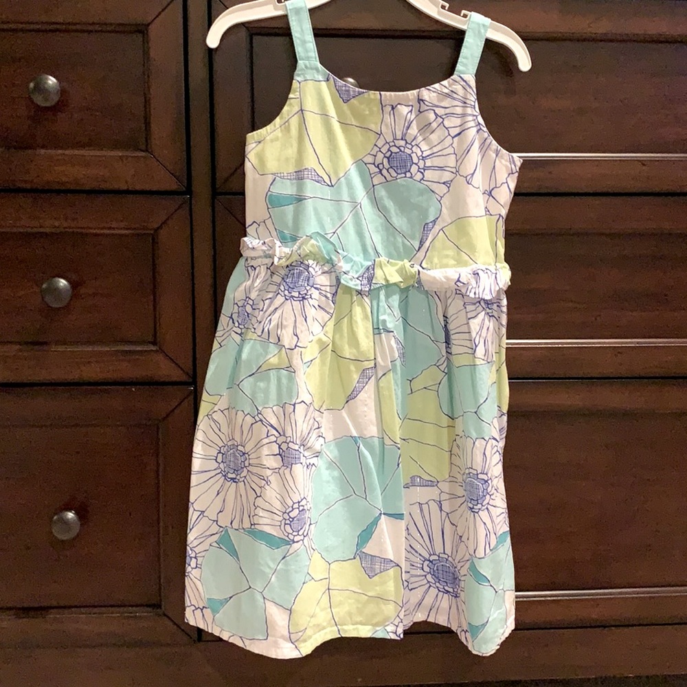 Girl’s floral summer dress.  Size 4T